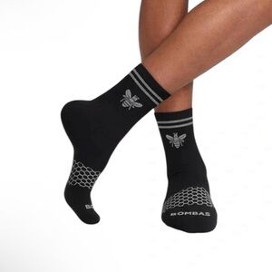 NWT Bombas Set of 5 Adult Unisex Originals Black Half Calf Socks, Size Medium